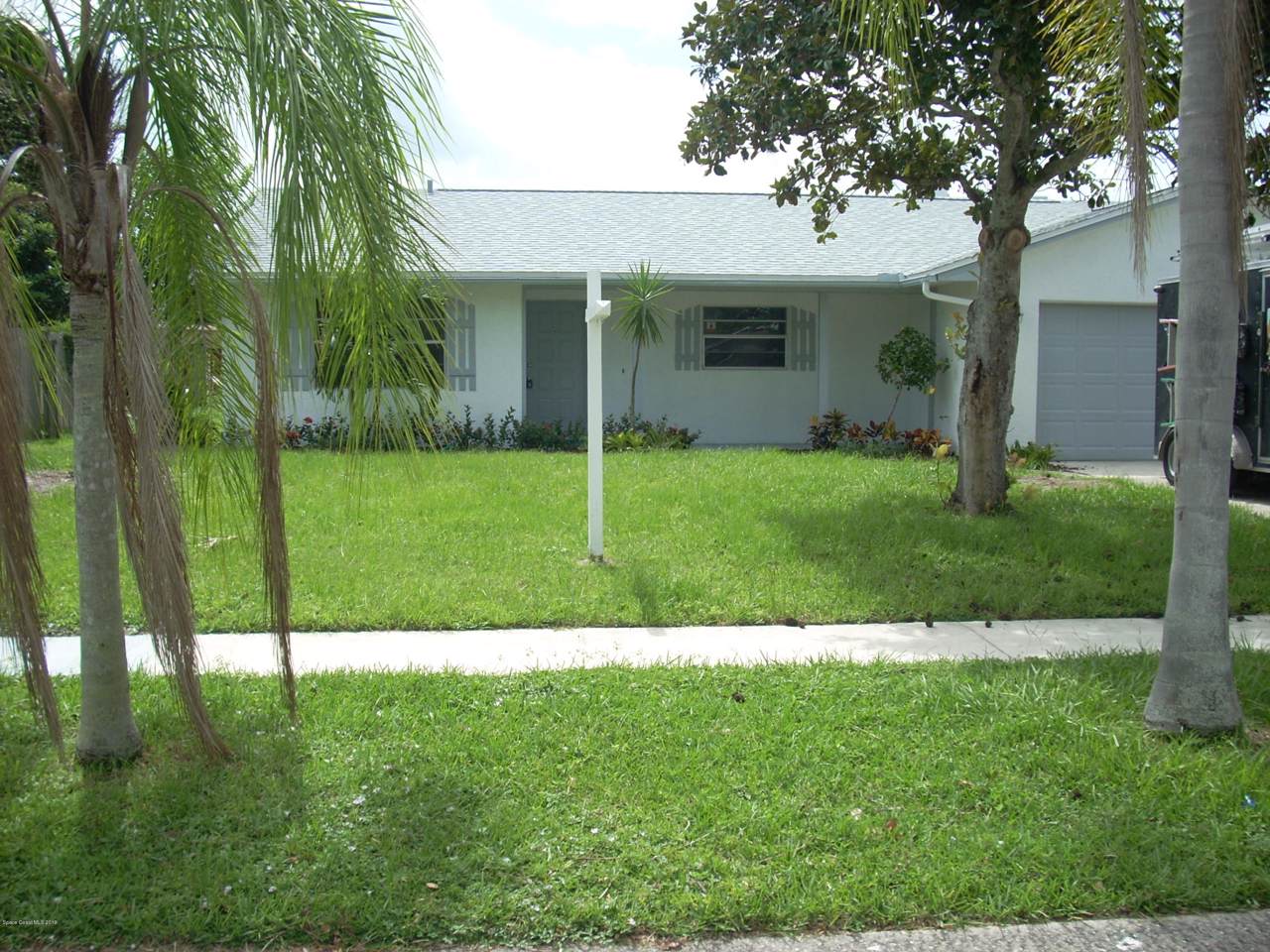 1941 Tallpalm Road - Photo 1
