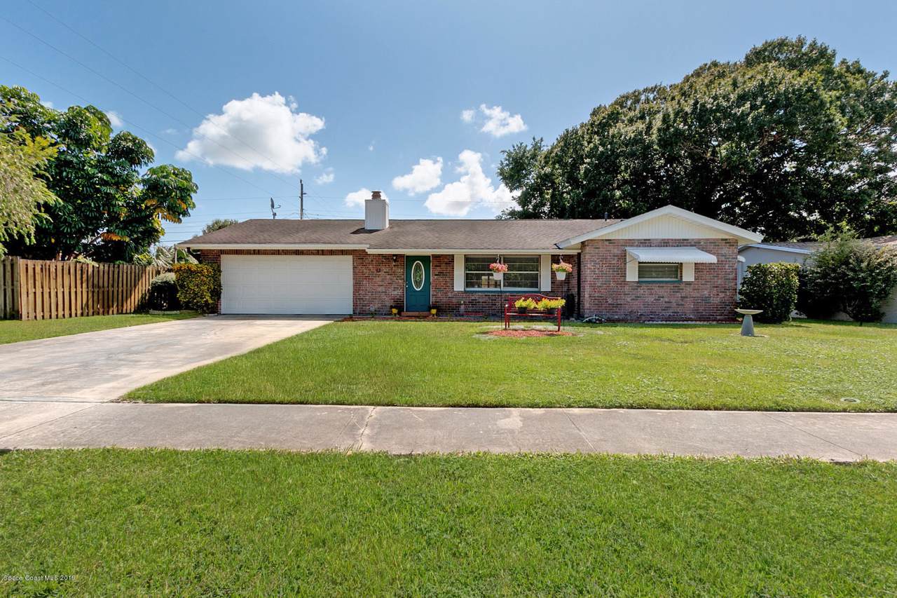 2859 Rouen Avenue - Photo 1