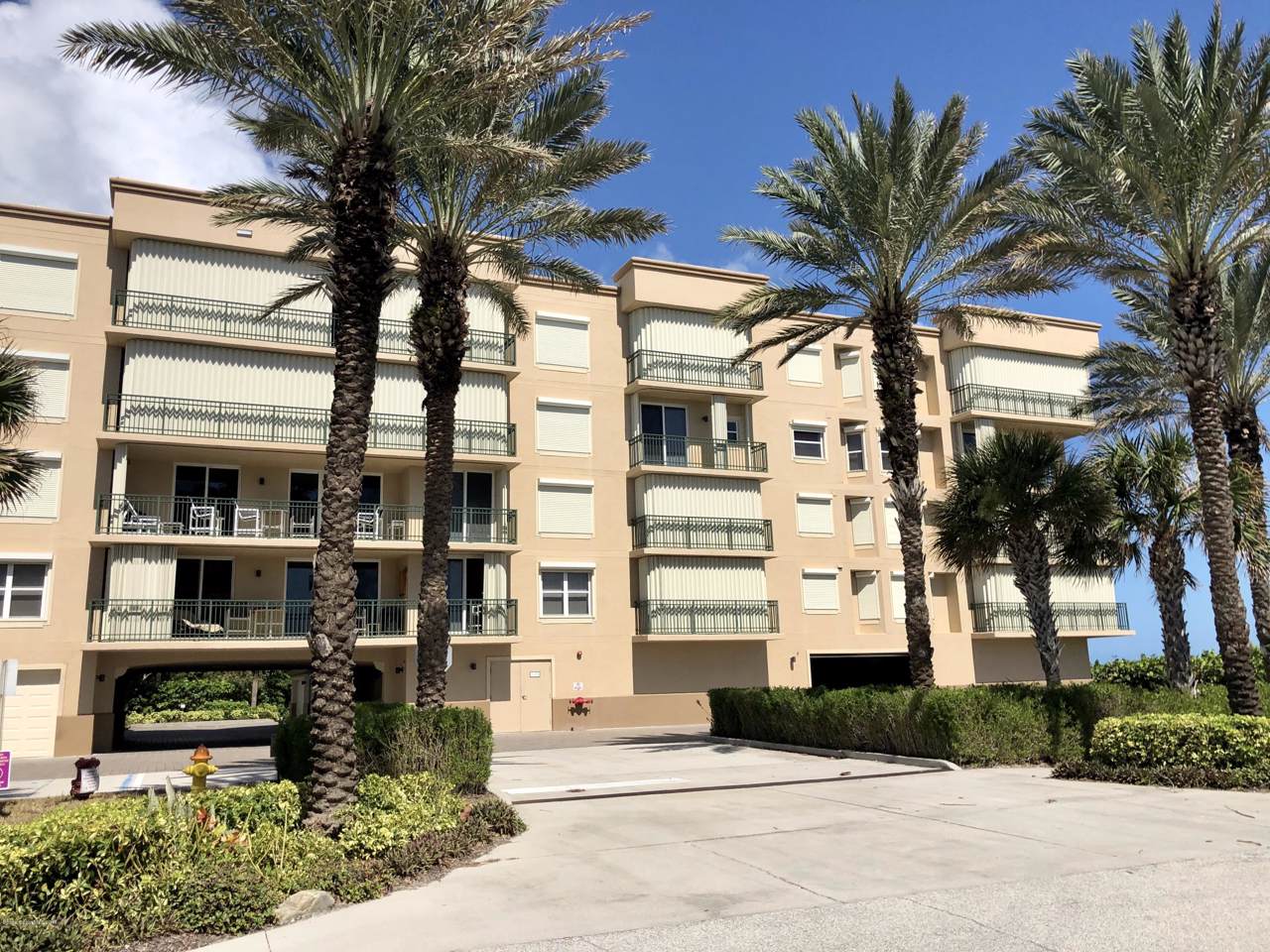 550 Jackson Avenue - Photo 1
