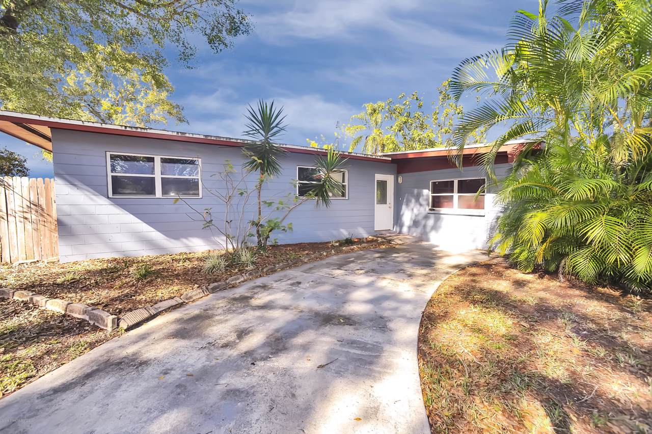 820 Glenmore Circle - Photo 1