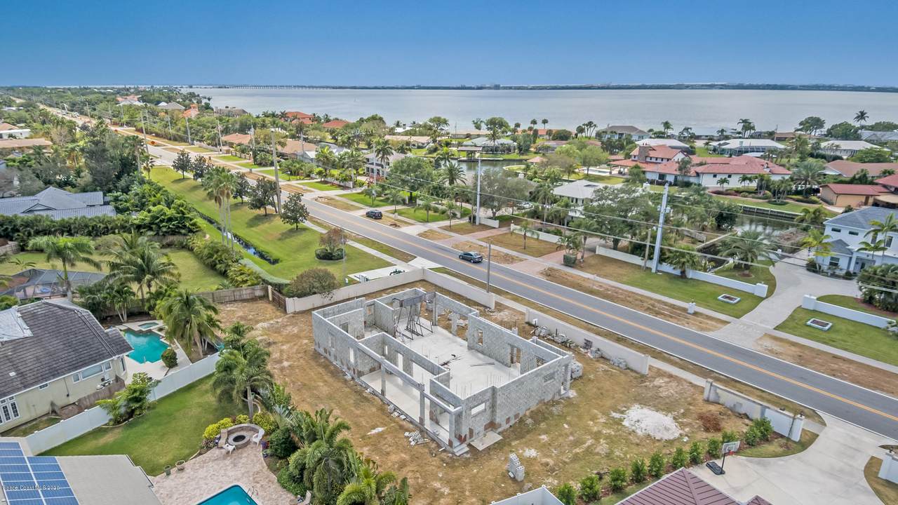 2345 Riverside Drive - Photo 1