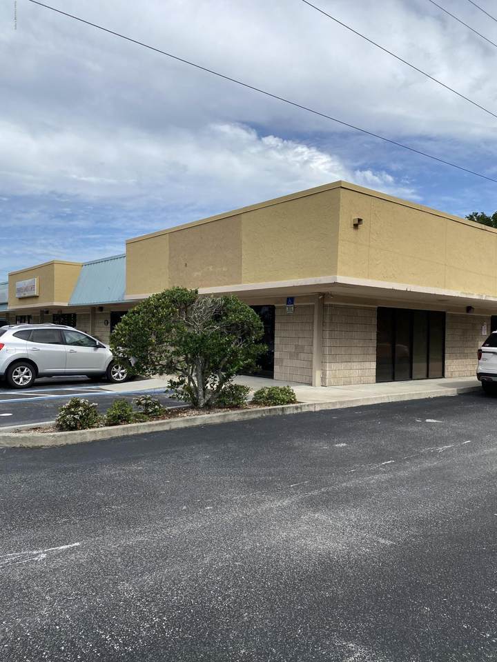 575 Wickham Road - Photo 1