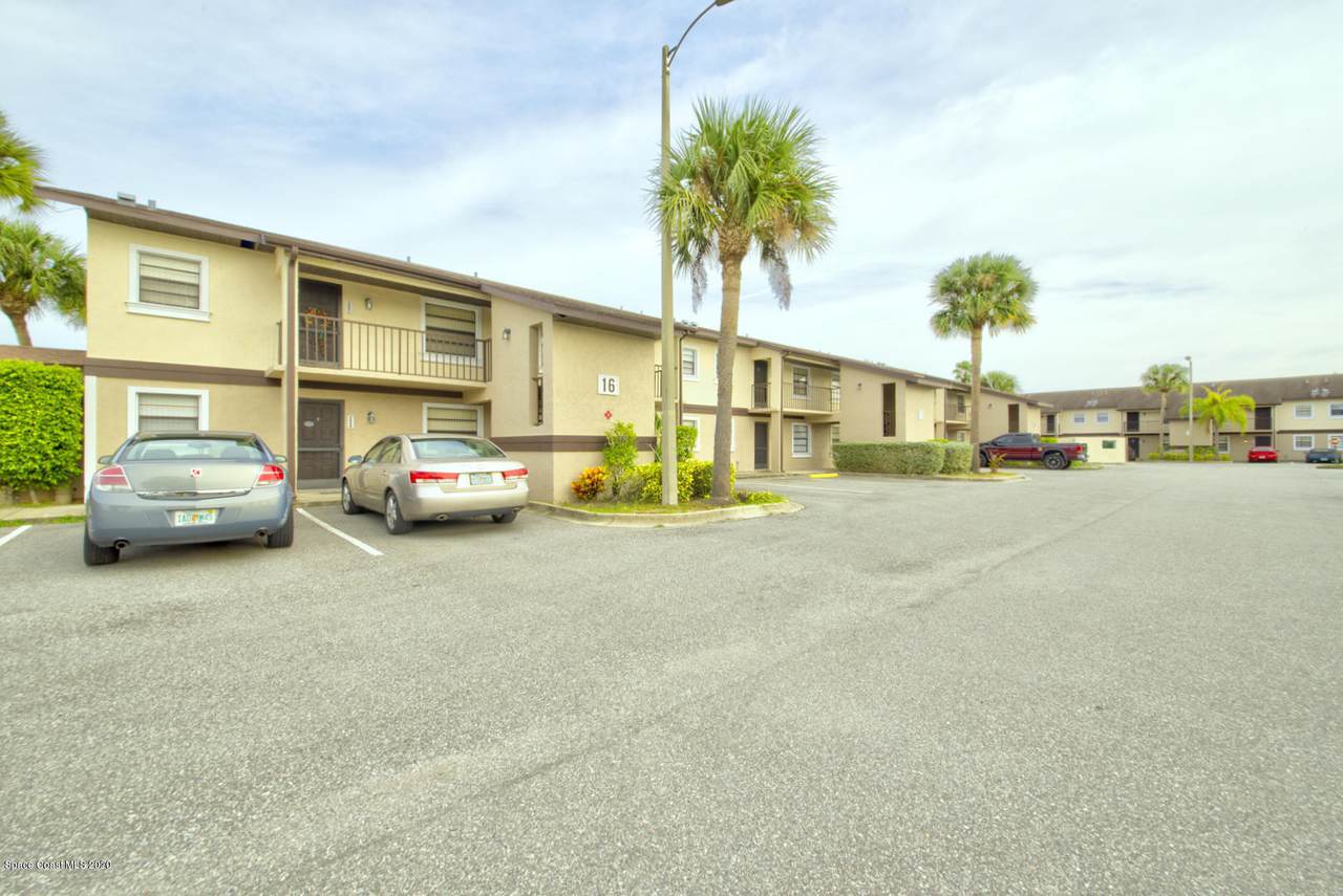 2890 Regency Drive - Photo 1