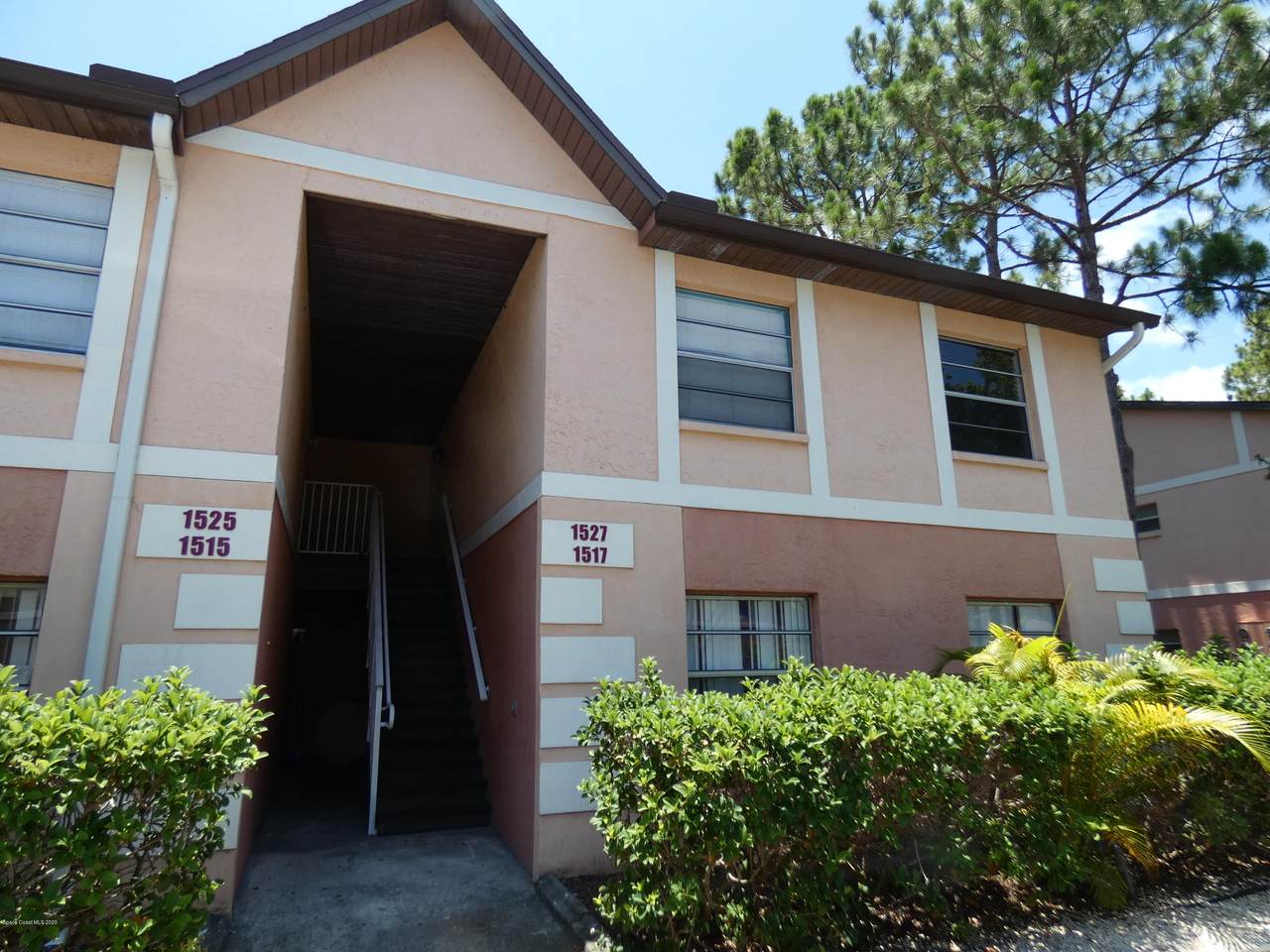 1515 Pinewood Drive - Photo 1