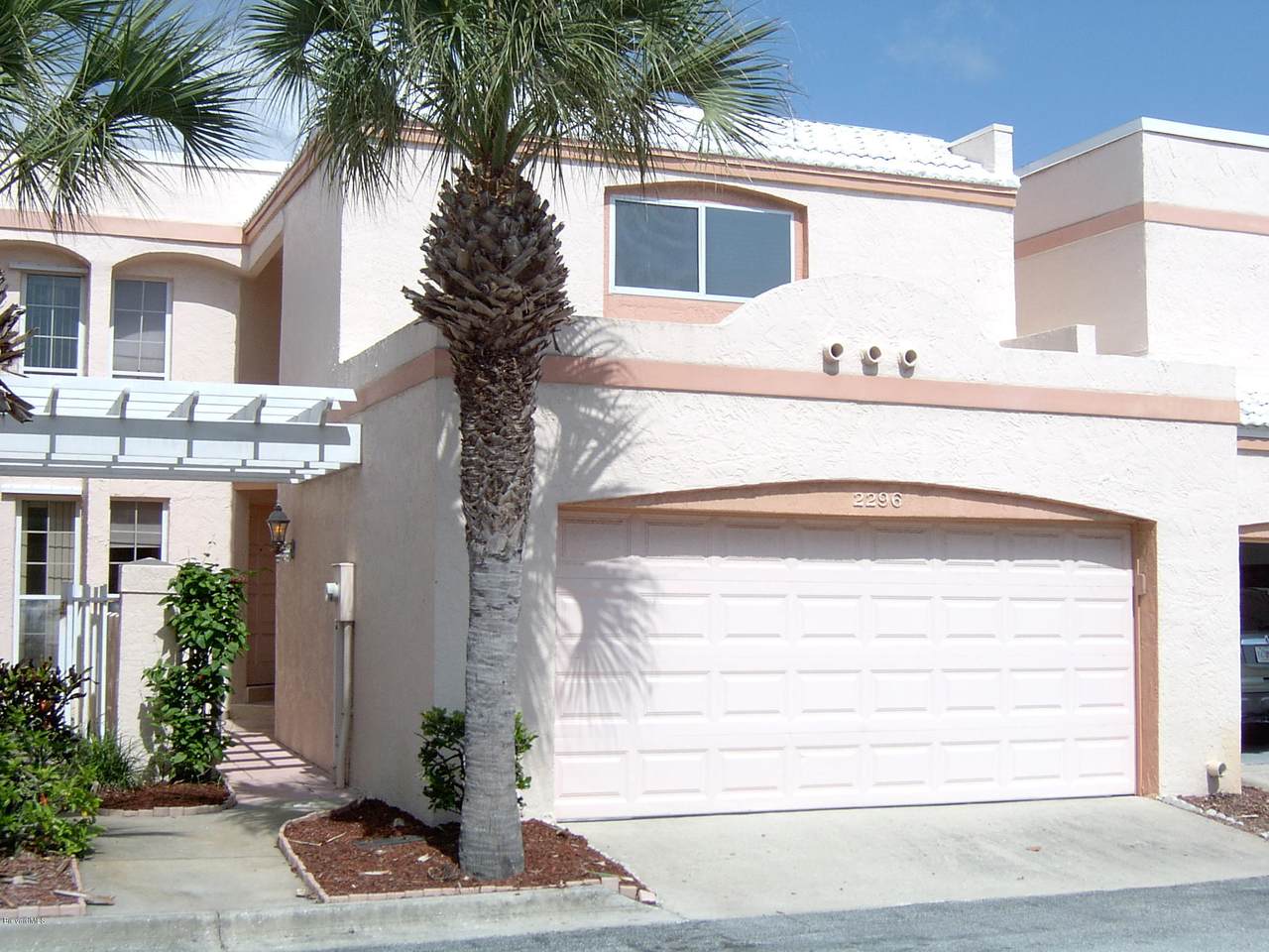2296 Venetia Place - Photo 1