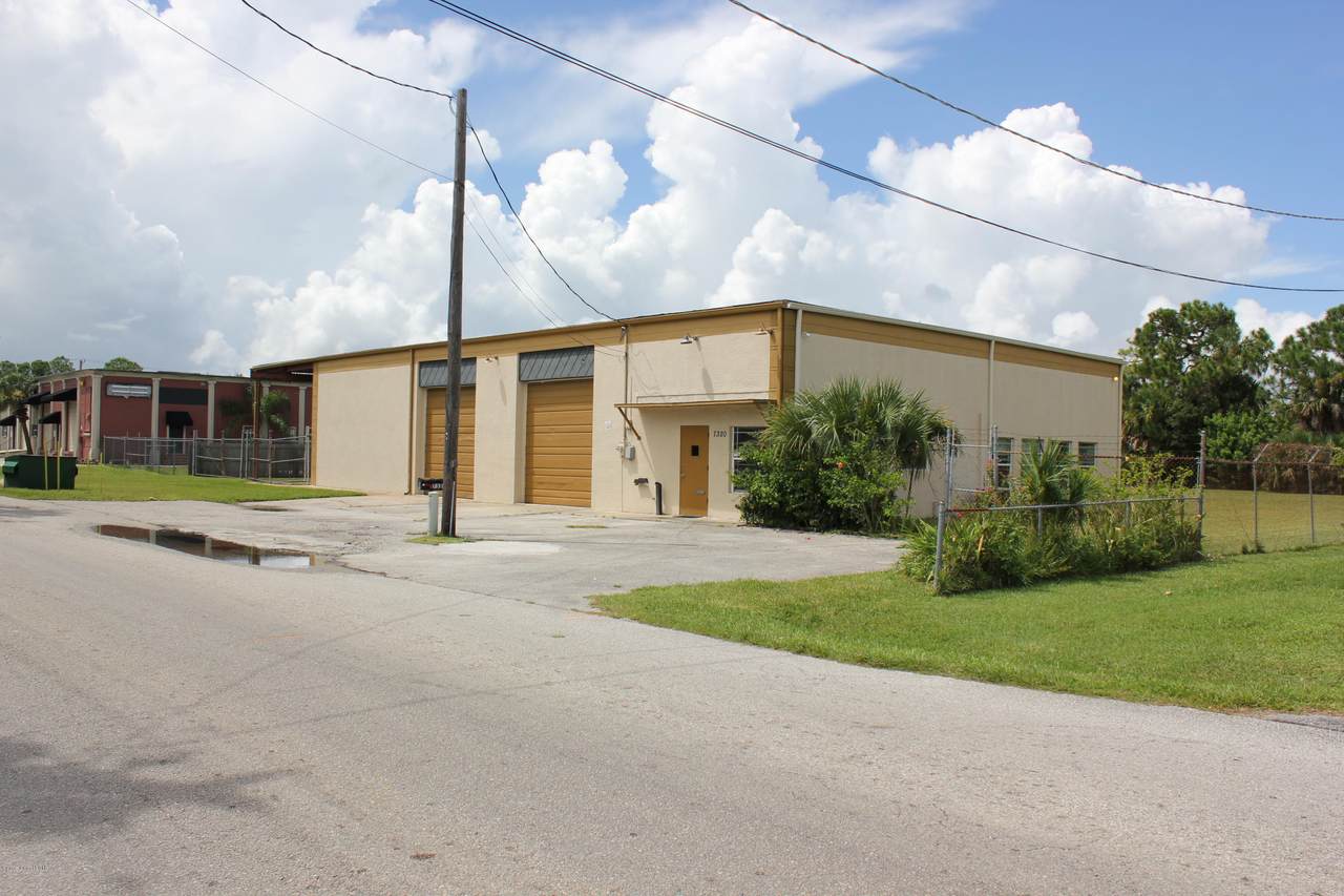 7320 Talona Drive - Photo 1