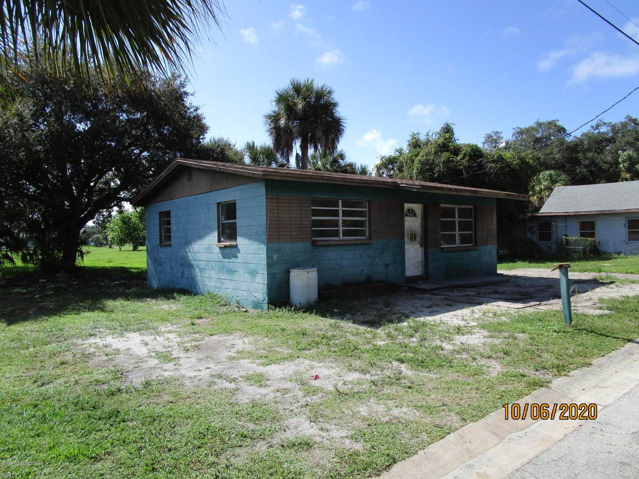 1047 Tuskeegee Avenue - Photo 1