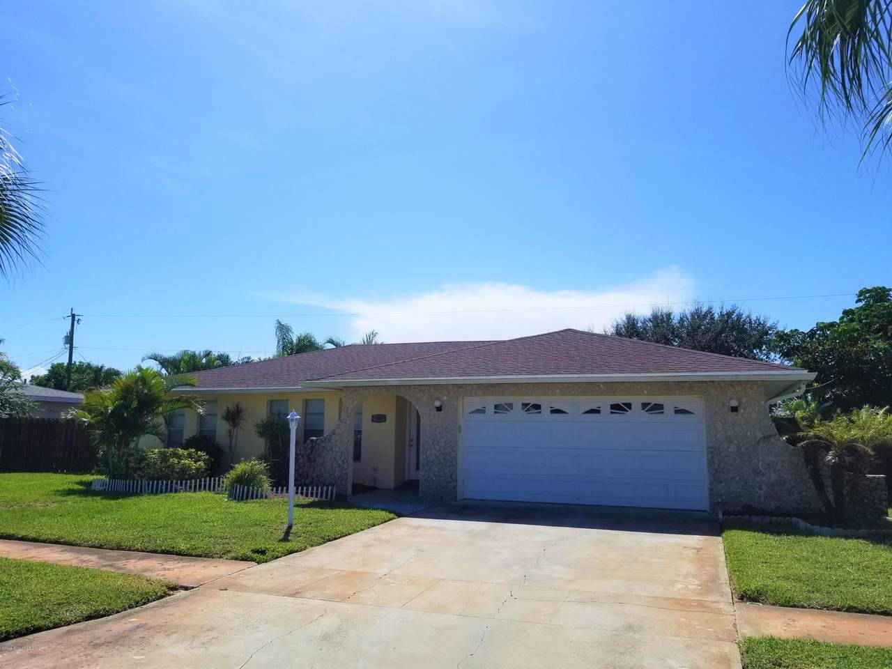 345 Wilson Avenue - Photo 1