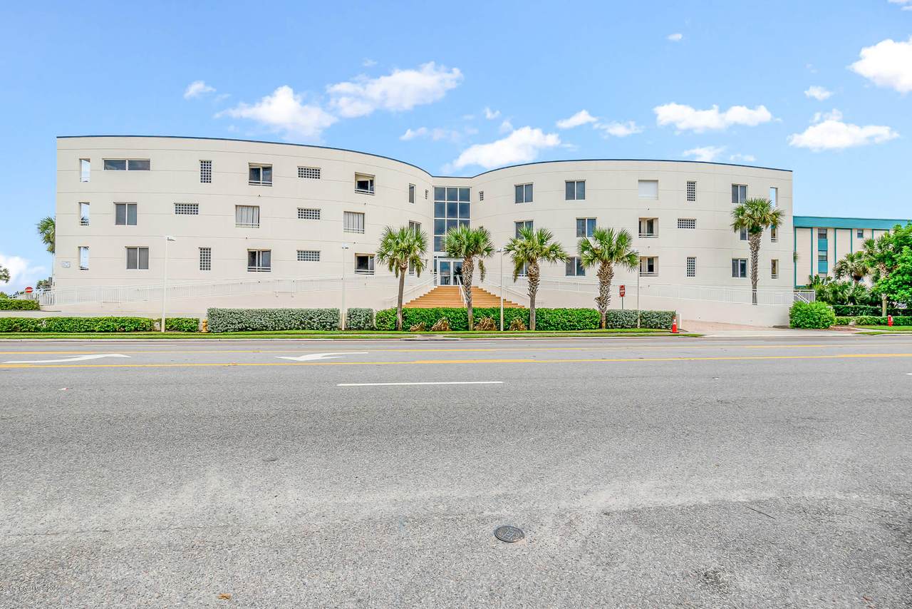 601 Miramar Avenue - Photo 1