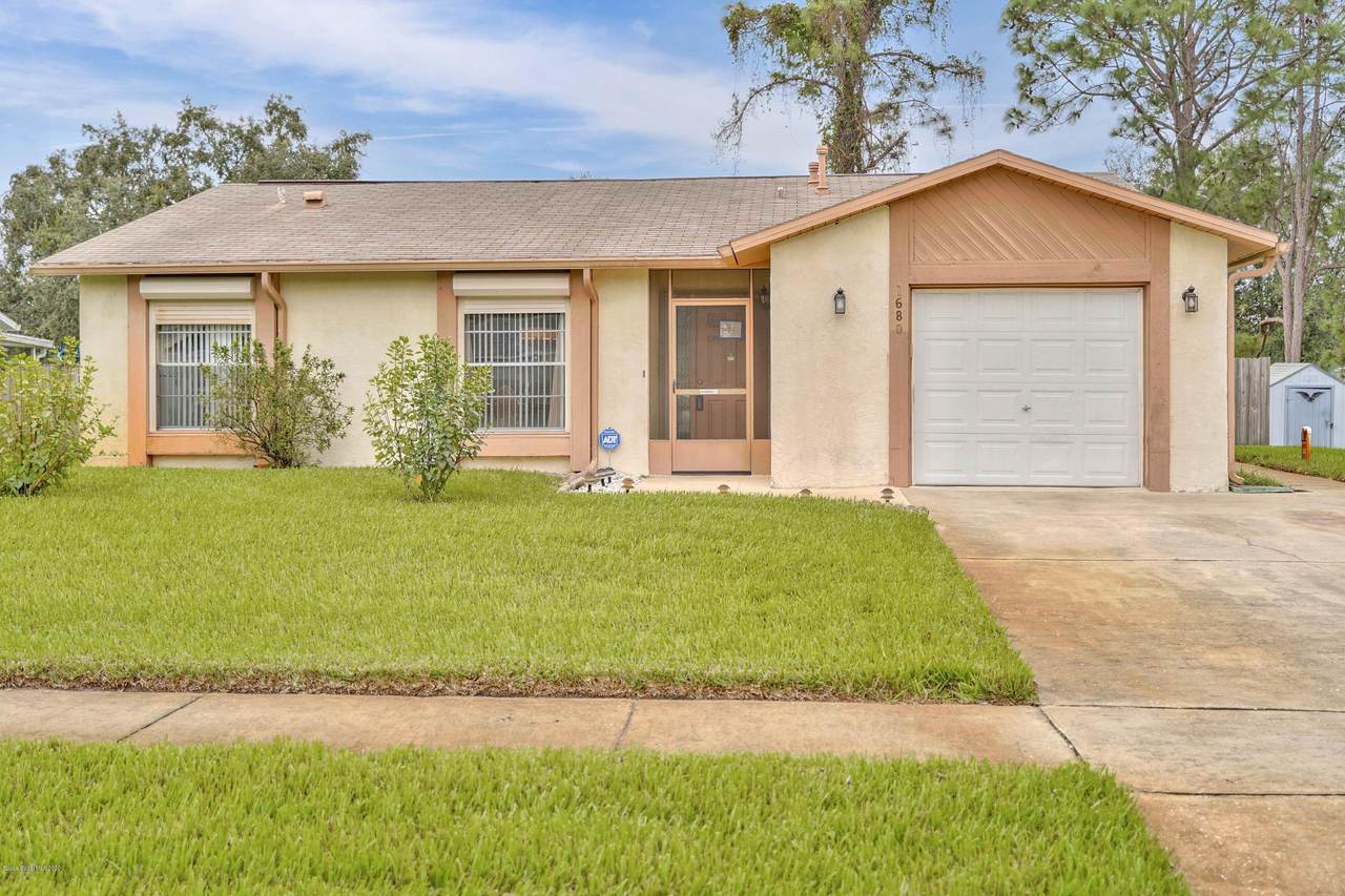 1680 Yorktown Avenue - Photo 1