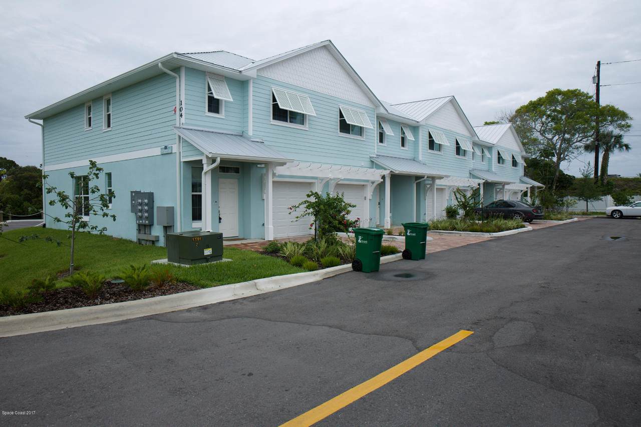 104 Parrotfish Lane - Photo 1
