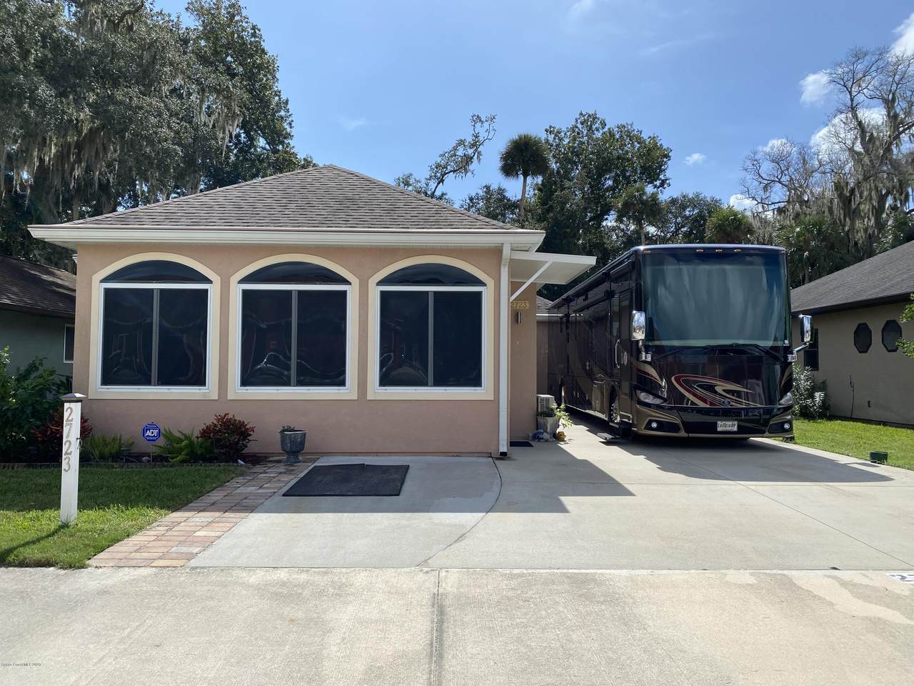 2723 Bates Place - Photo 1