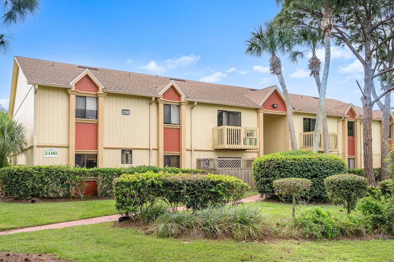 2100 Forest Knoll Drive - Photo 1