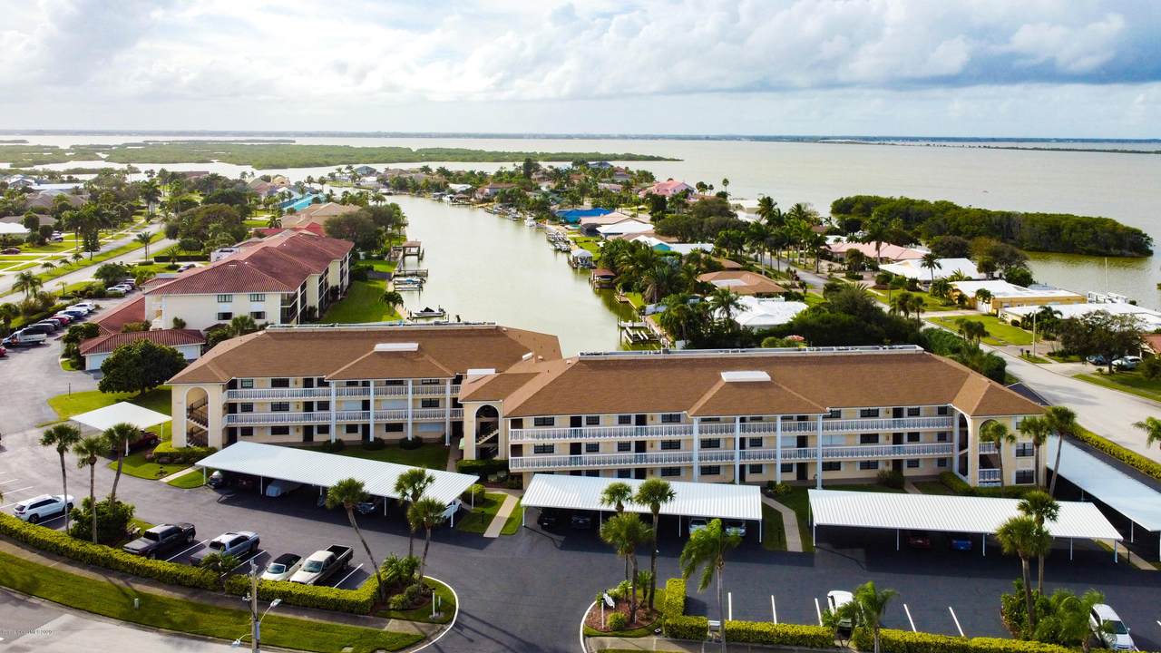 1999 Banana River Boulevard - Photo 1