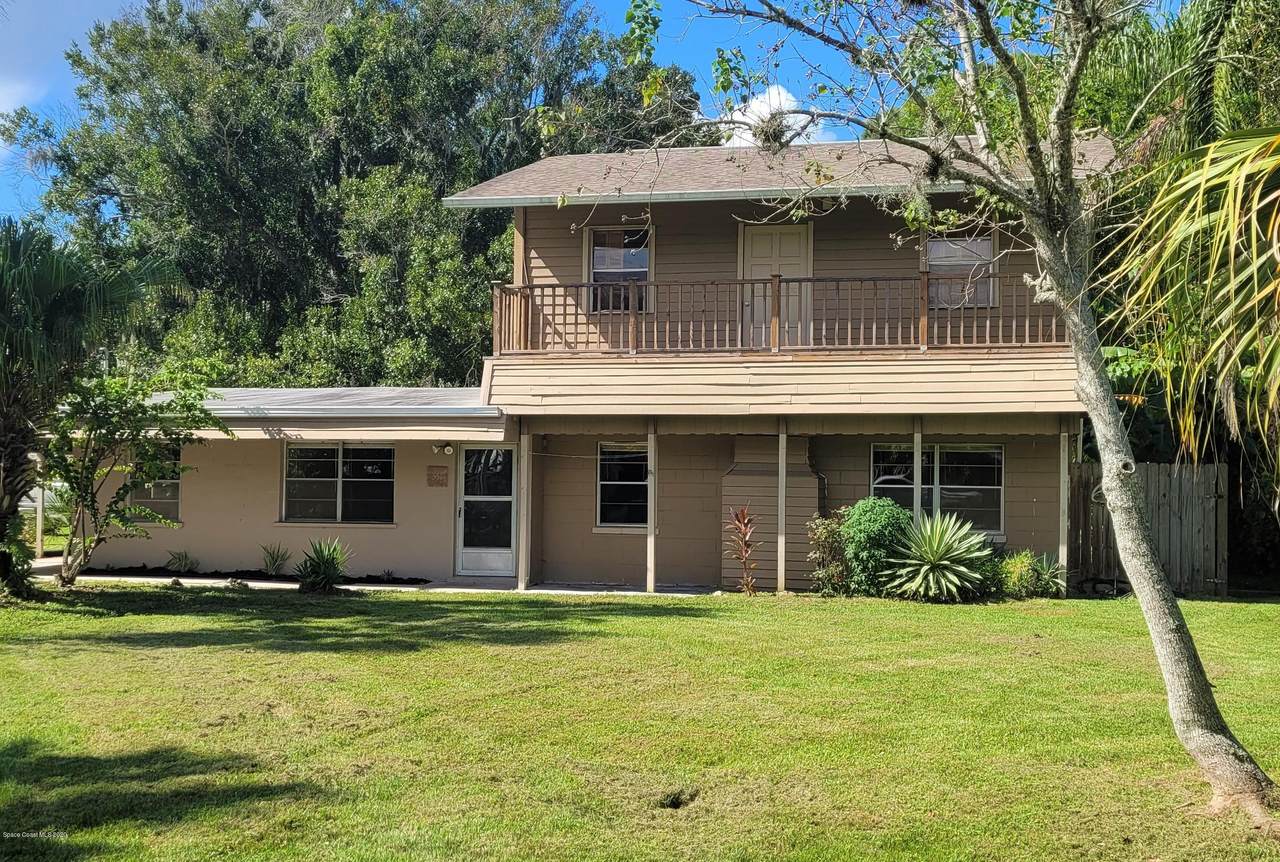 351 Pine Avenue - Photo 1