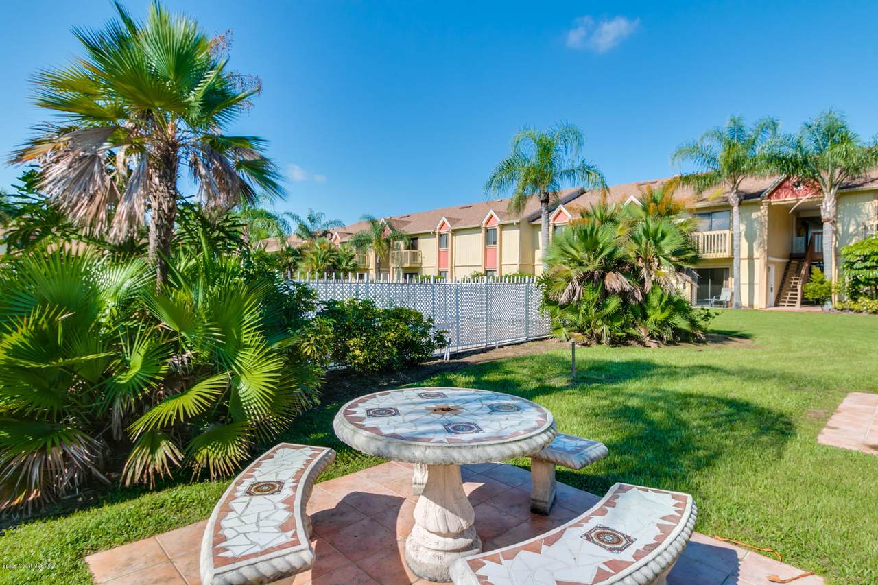 2130 Forest Knoll Drive - Photo 1