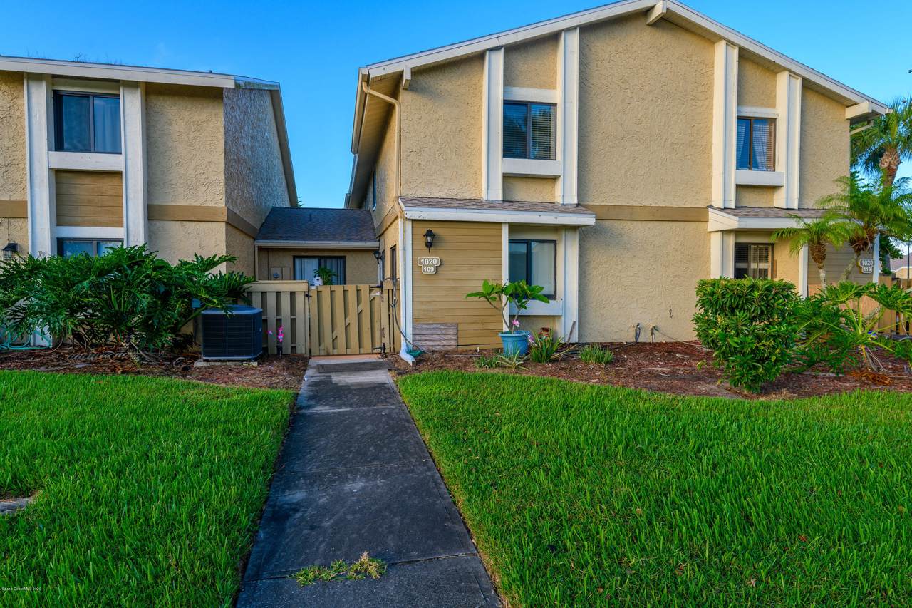 1020 Abada Court - Photo 1