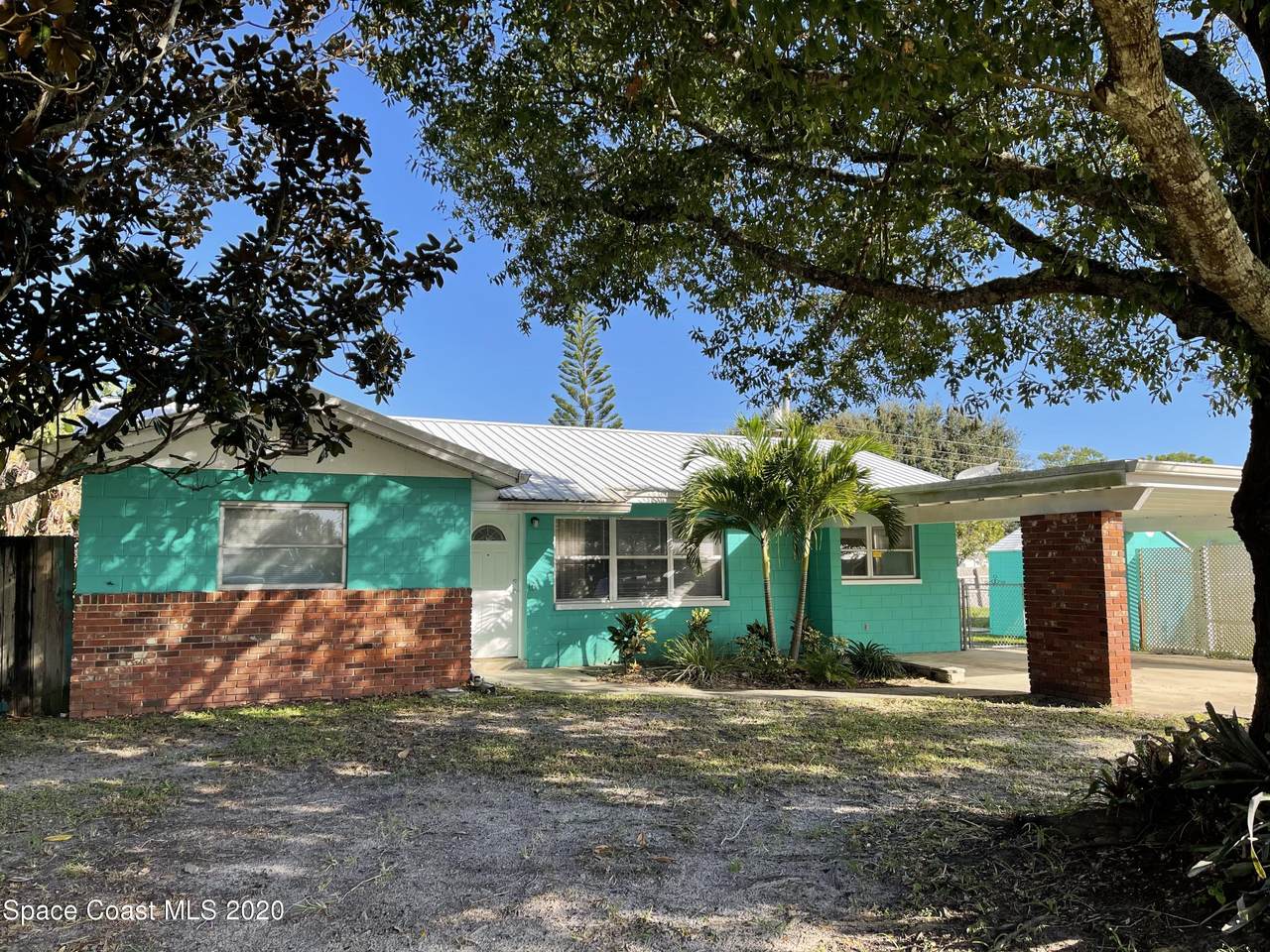 996 Cardon Drive - Photo 1