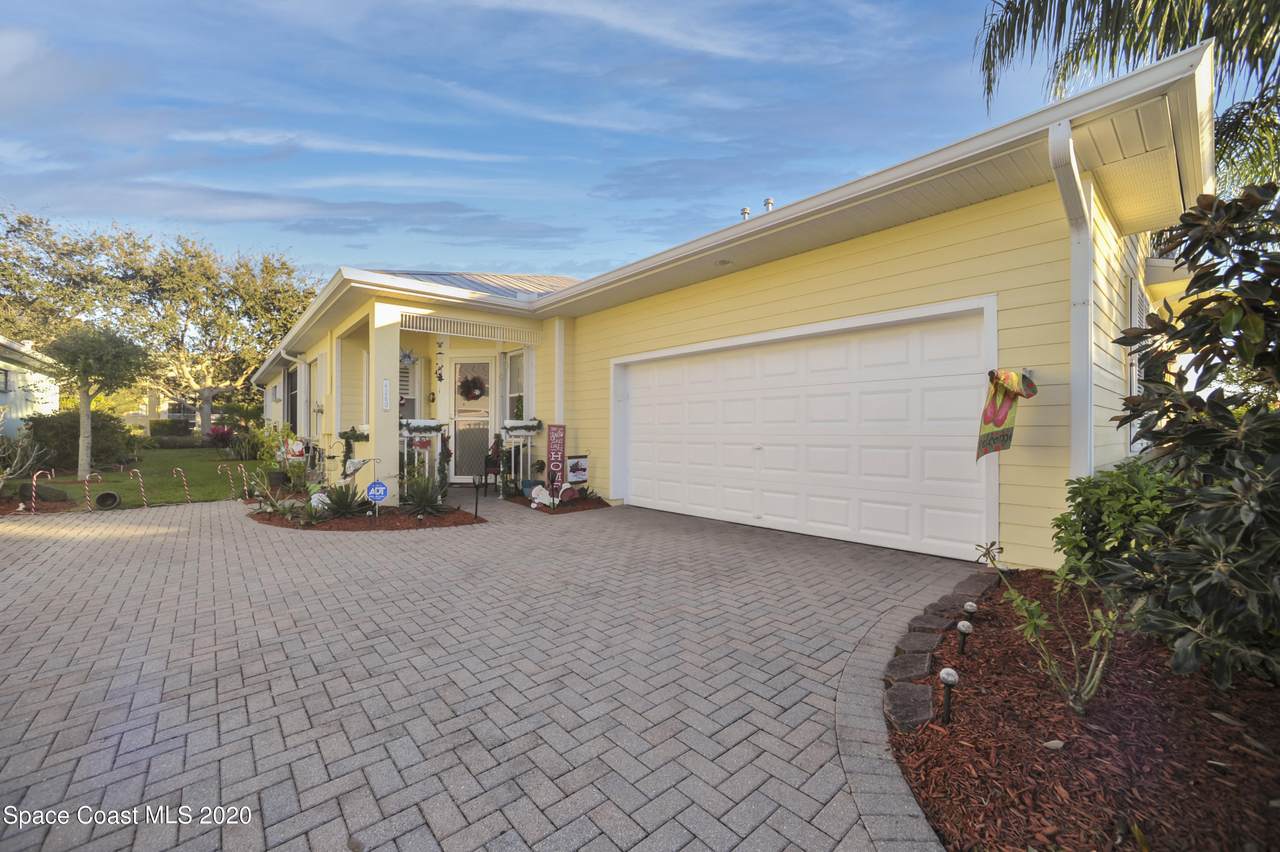 4260 Alamanda Key Drive - Photo 1