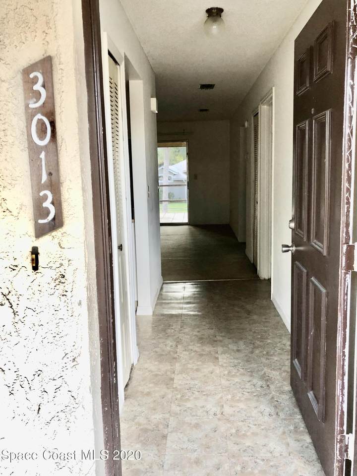 3013 Sir Hamilton Circle - Photo 1