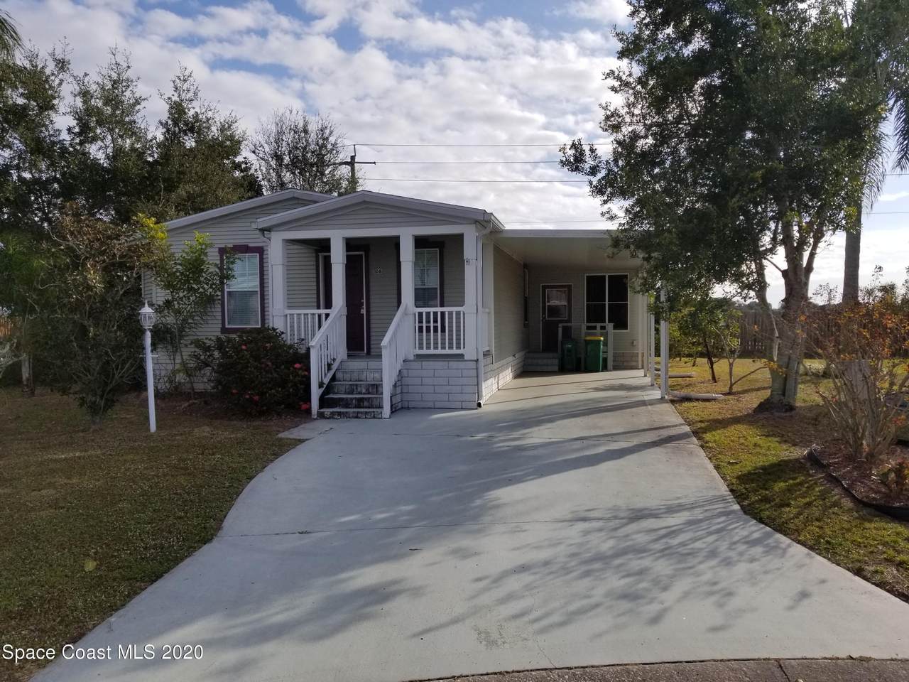 108 Hydrangea Court - Photo 1