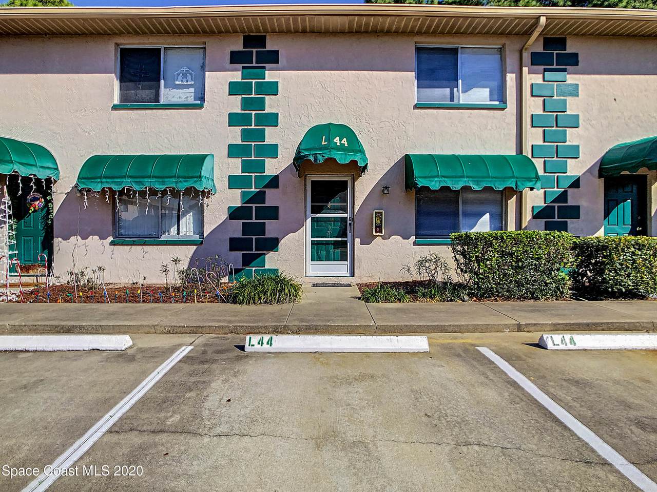 1882 Murrell Road - Photo 1