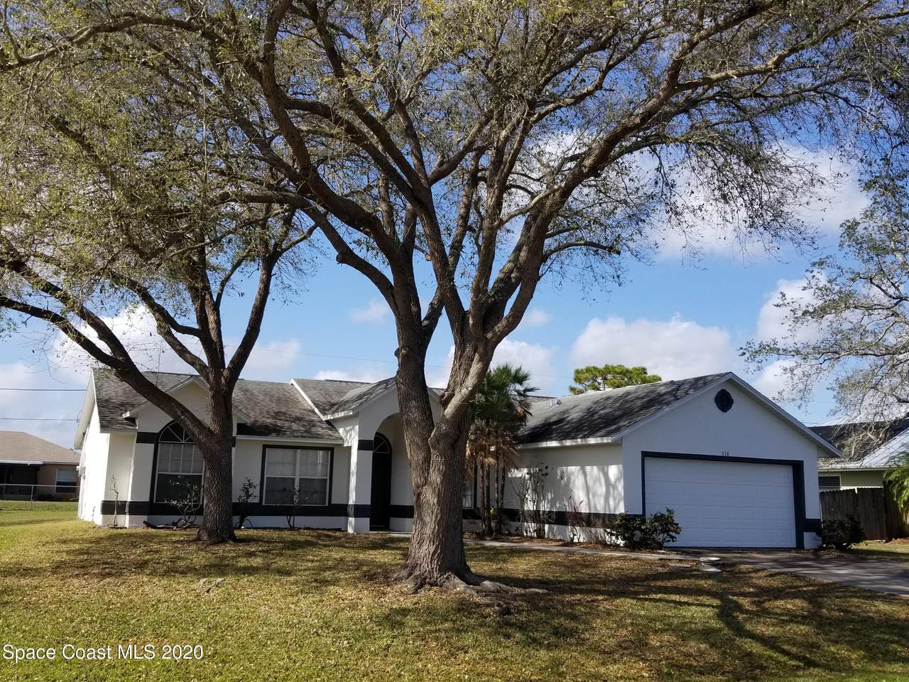 318 Arapahoe Lane - Photo 1