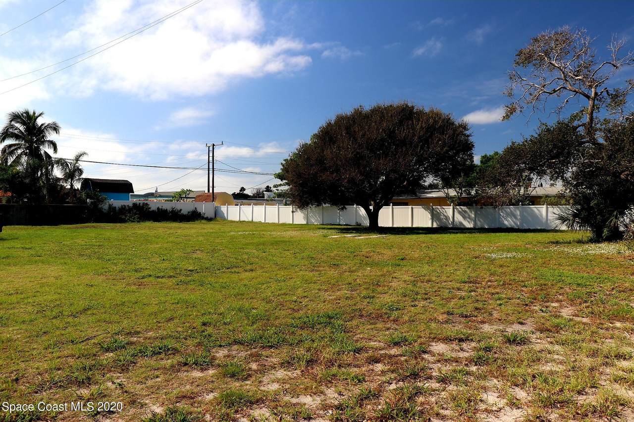 203 Arthur Avenue - Photo 1