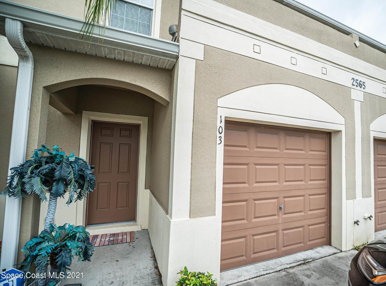 2565 Revolution Street - Photo 1