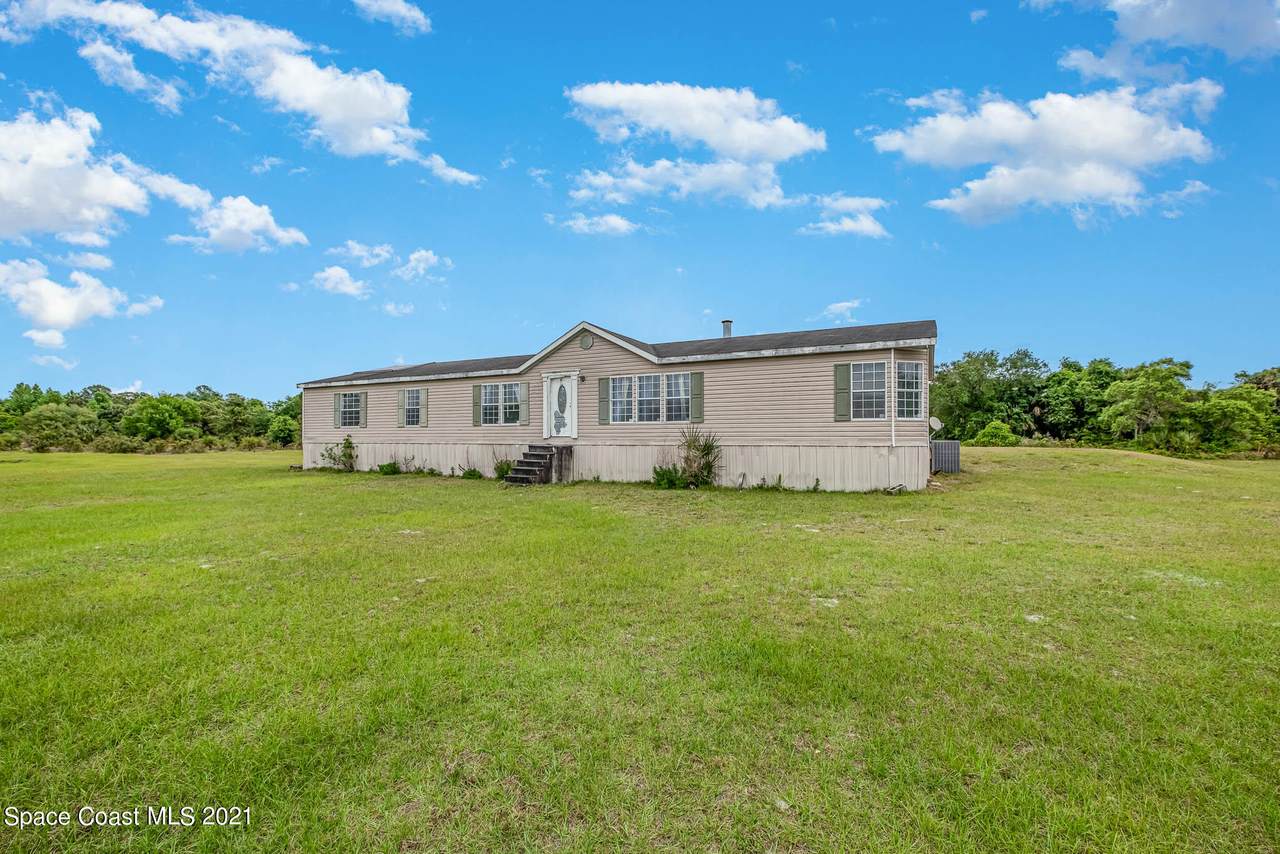 4068 Emmanuel Lane - Photo 1
