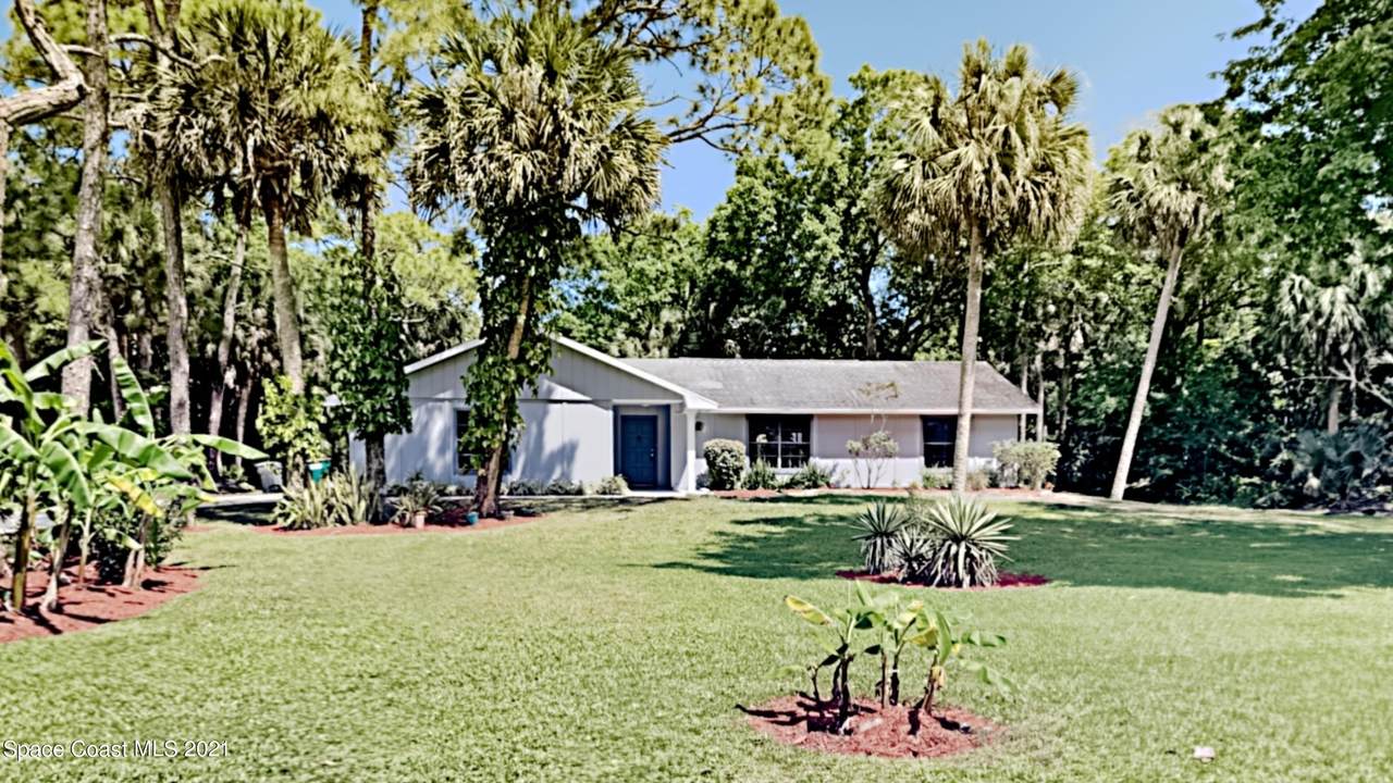 2365 Homestead Lane - Photo 1