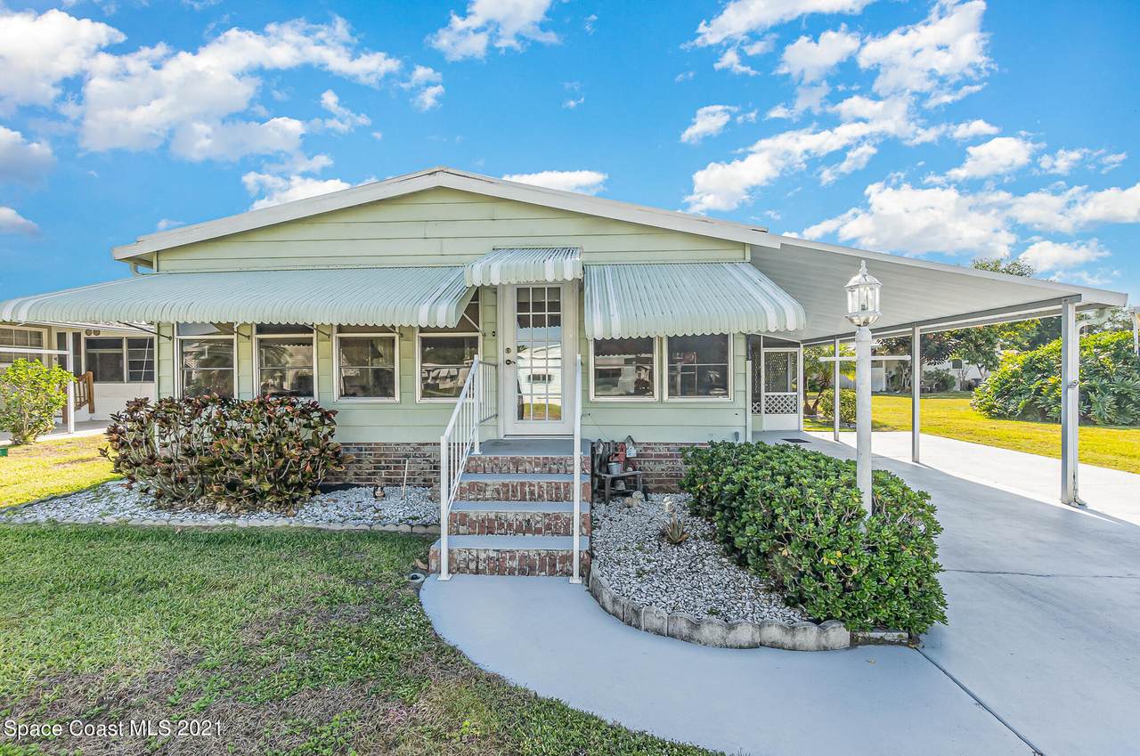 544 Jean Circle - Photo 1
