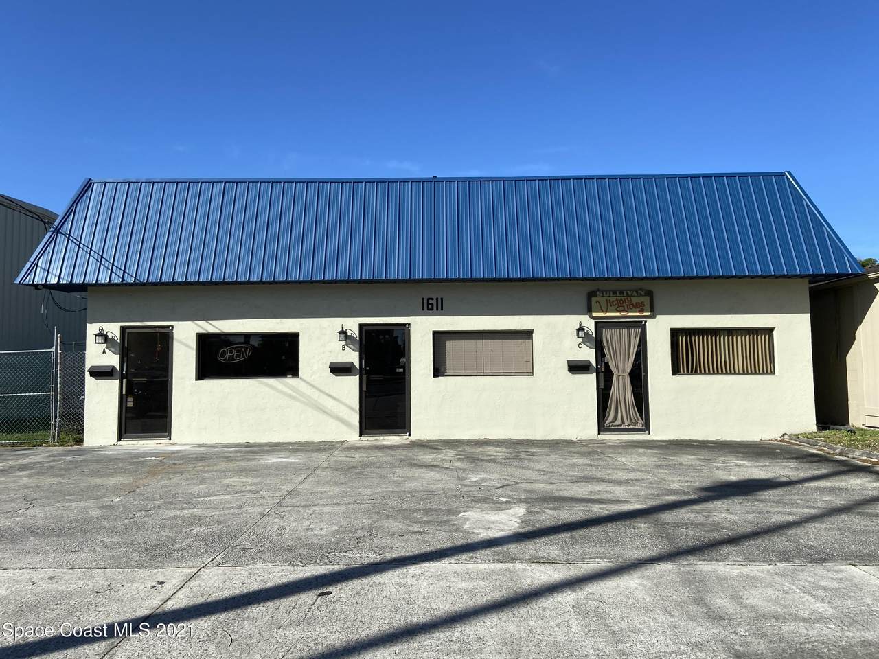 1611 Cocoa Boulevard - Photo 1