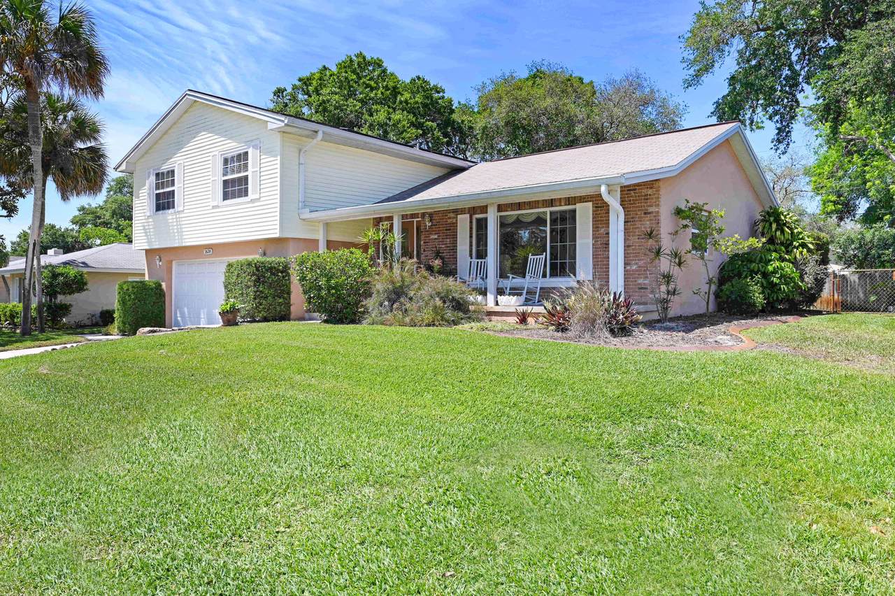 2638 Baywood Drive - Photo 1