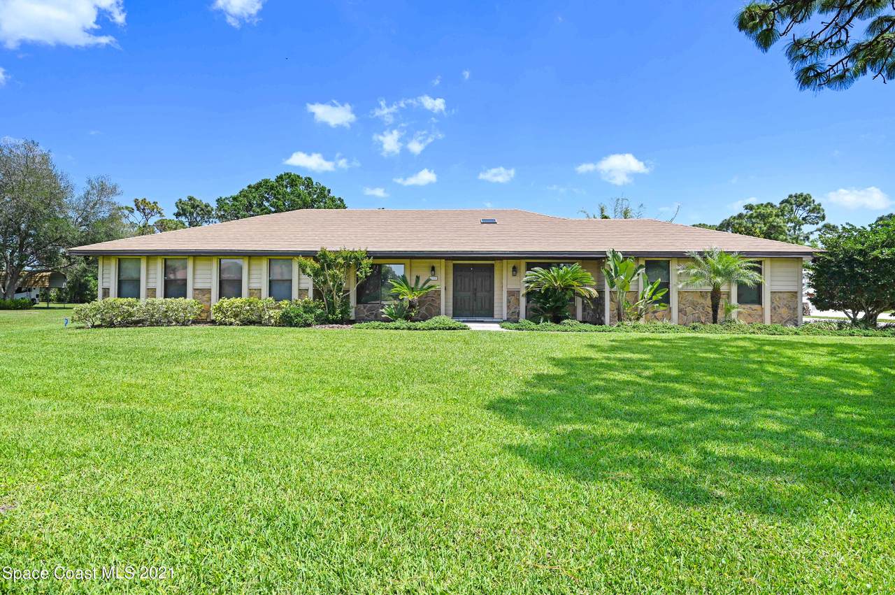 2359 Treetop Court - Photo 1