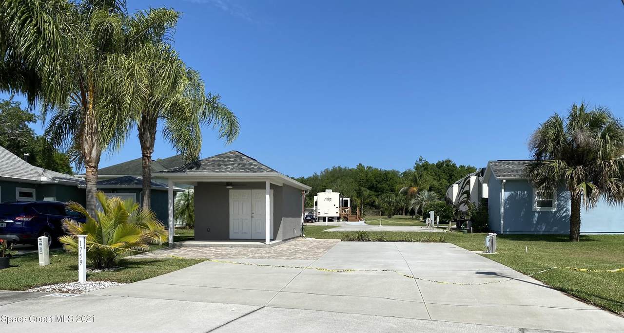 1759 Meander Lane - Photo 1