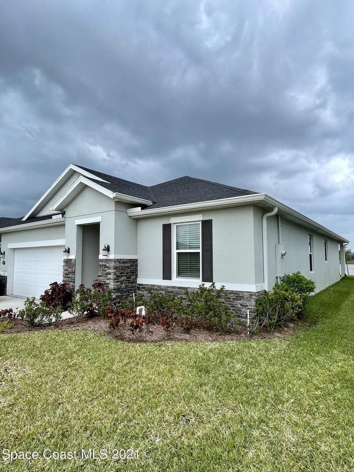 956 Potenza Drive - Photo 1
