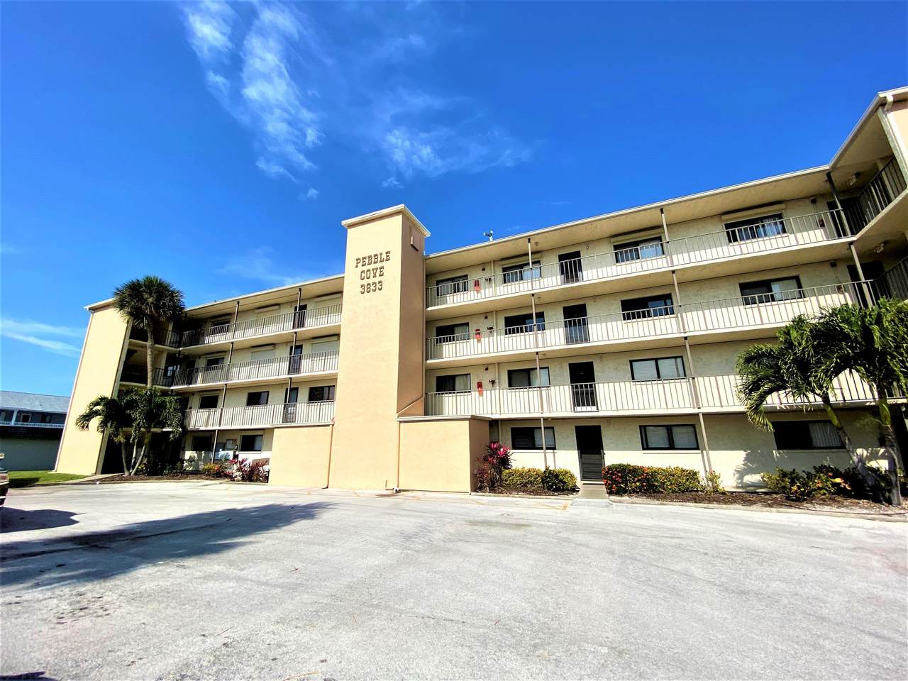 3833 Banana River Boulevard - Photo 1