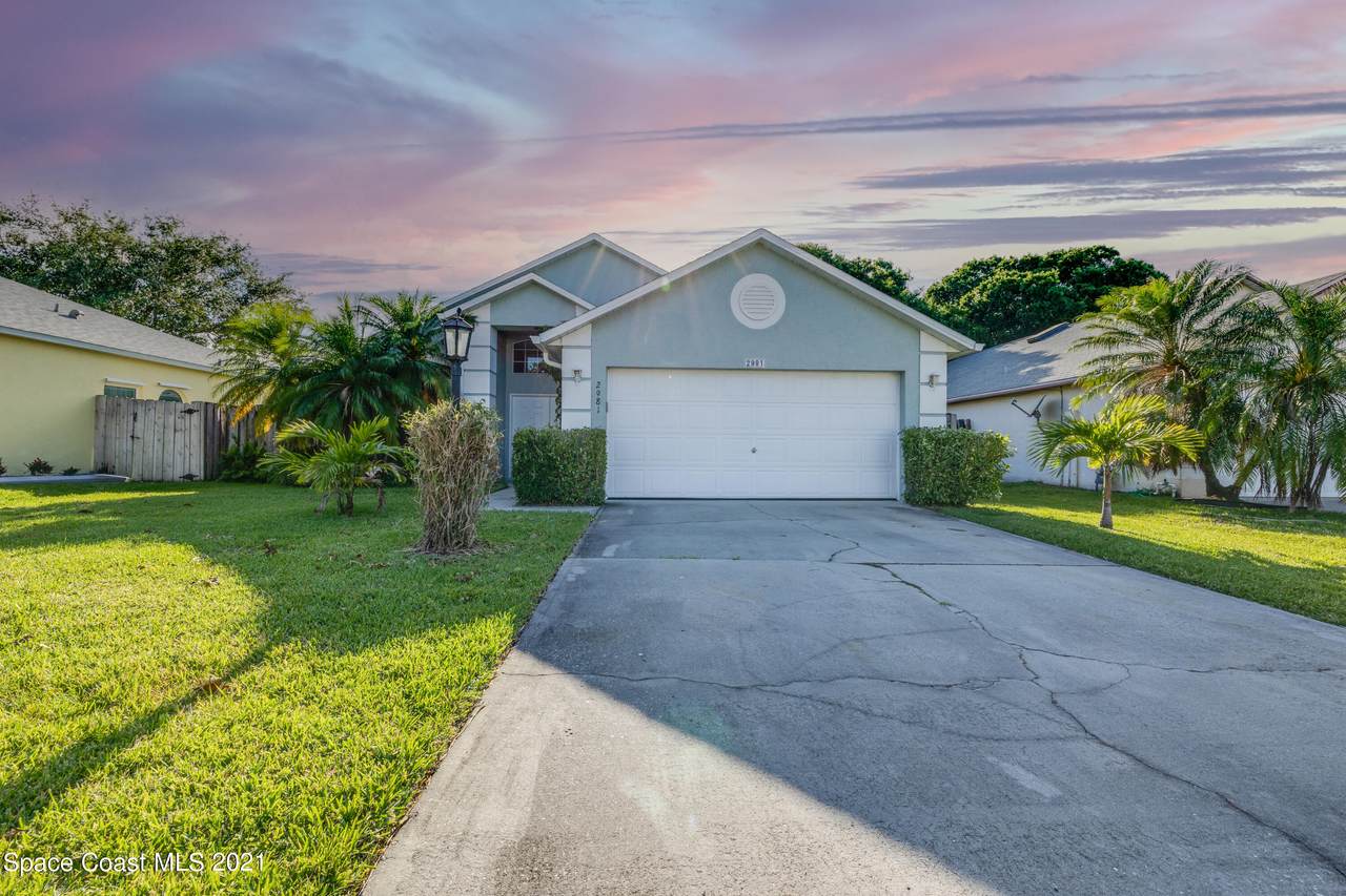 2981 Saint James Lane - Photo 1