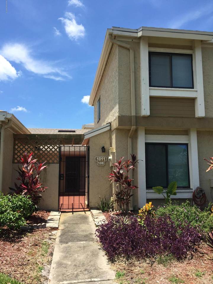 1011 Abada Court - Photo 1
