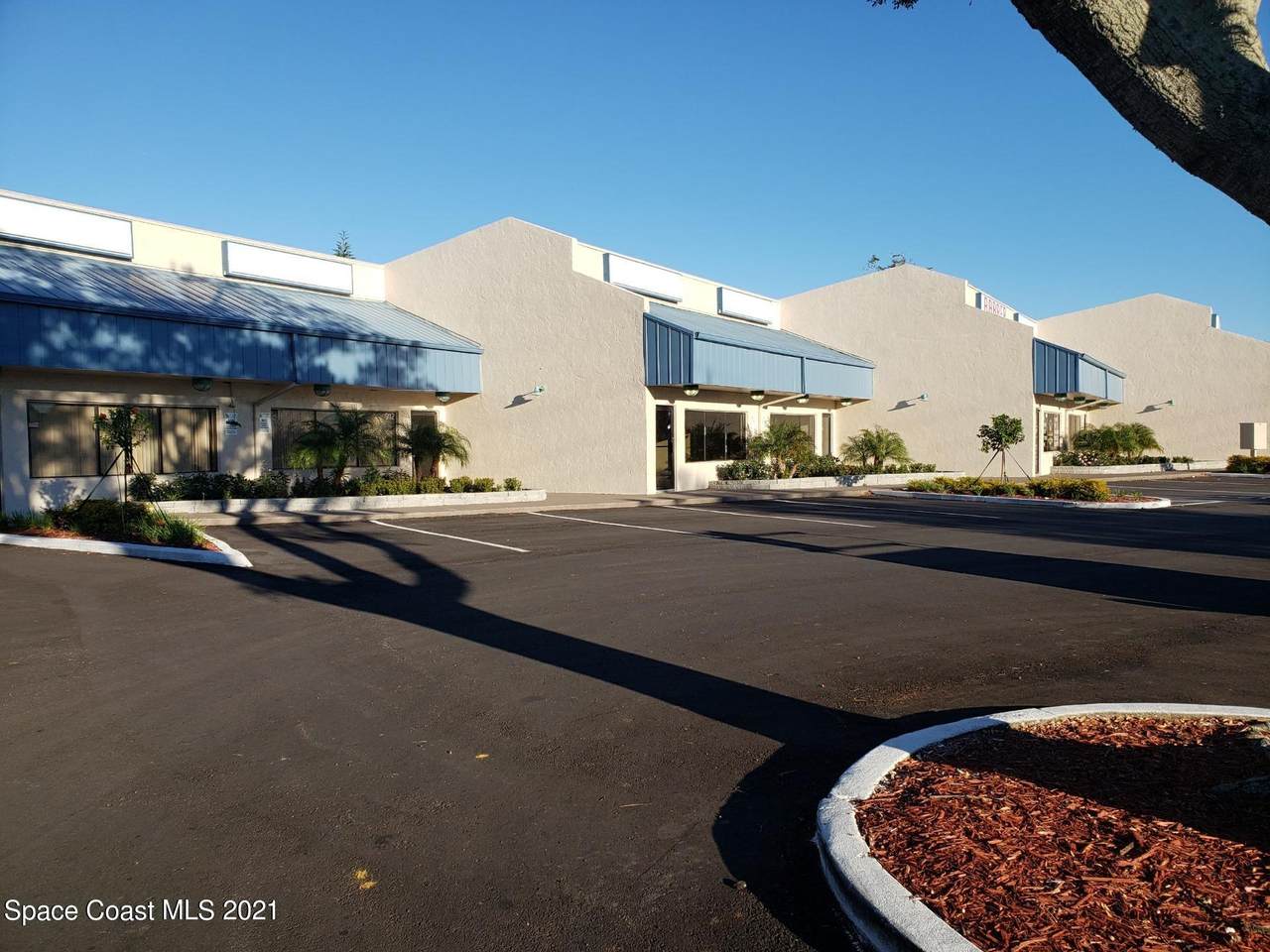 904 Dixon Boulevard - Photo 1