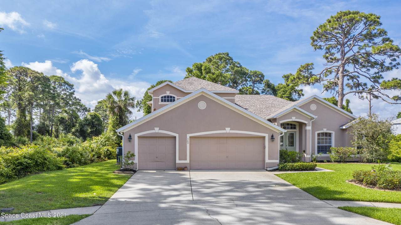 269 Tunbridge Drive - Photo 1