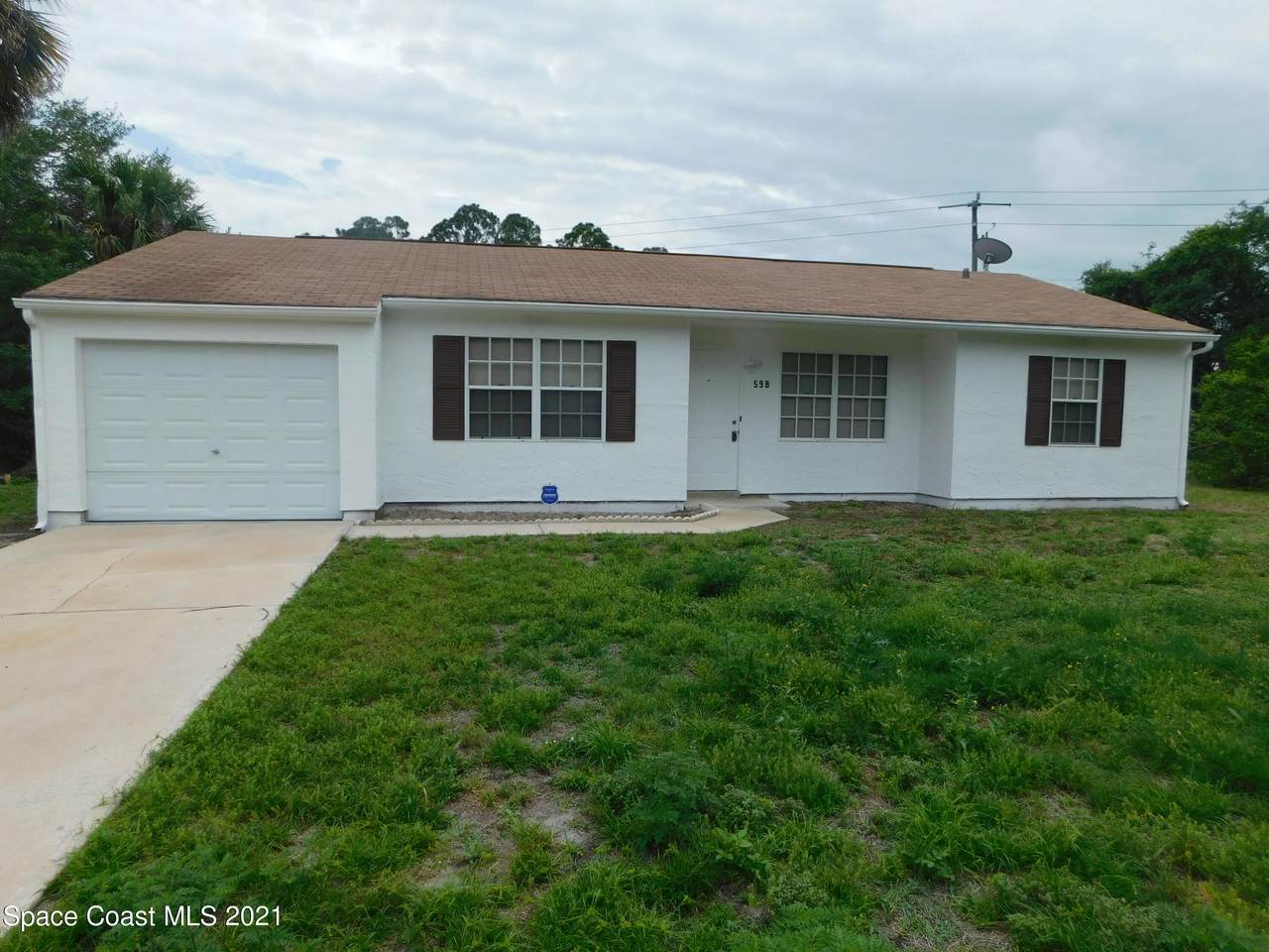 598 Breakwater Street - Photo 1