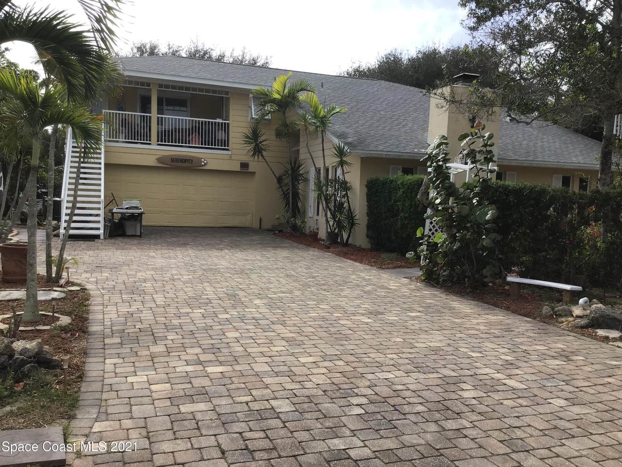 401 4th Avenue - Photo 1