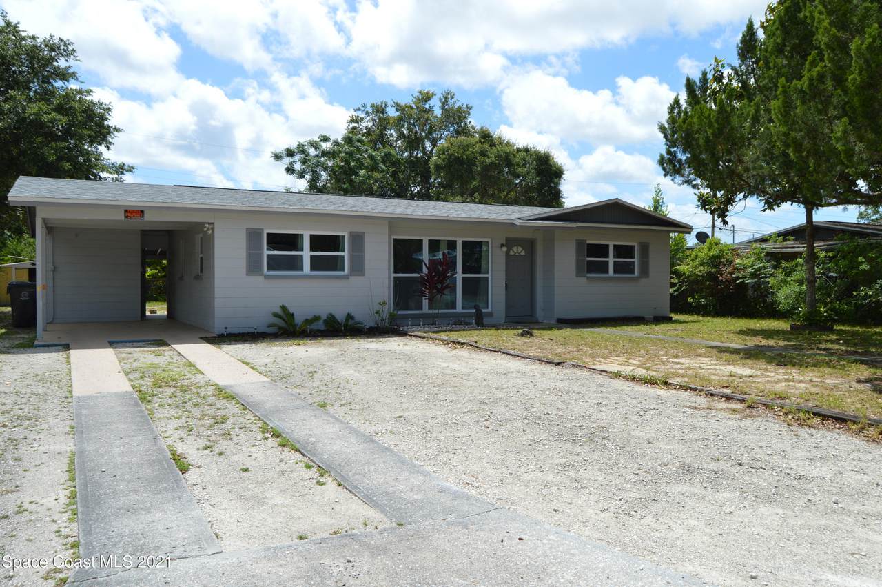 4465 Shaw Avenue - Photo 1