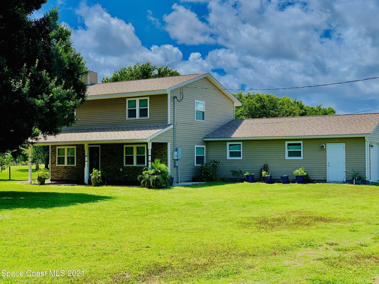 3155 Lionel Road - Photo 1