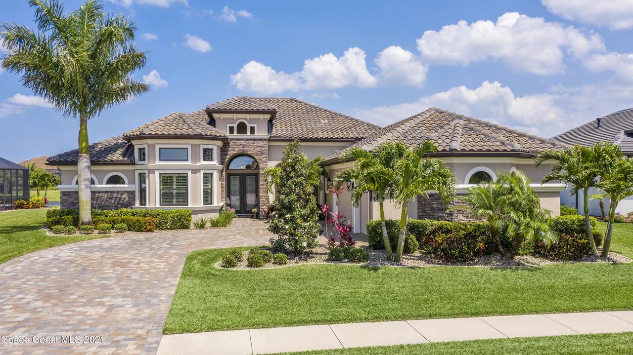 8142 Barrosa Circle - Photo 1