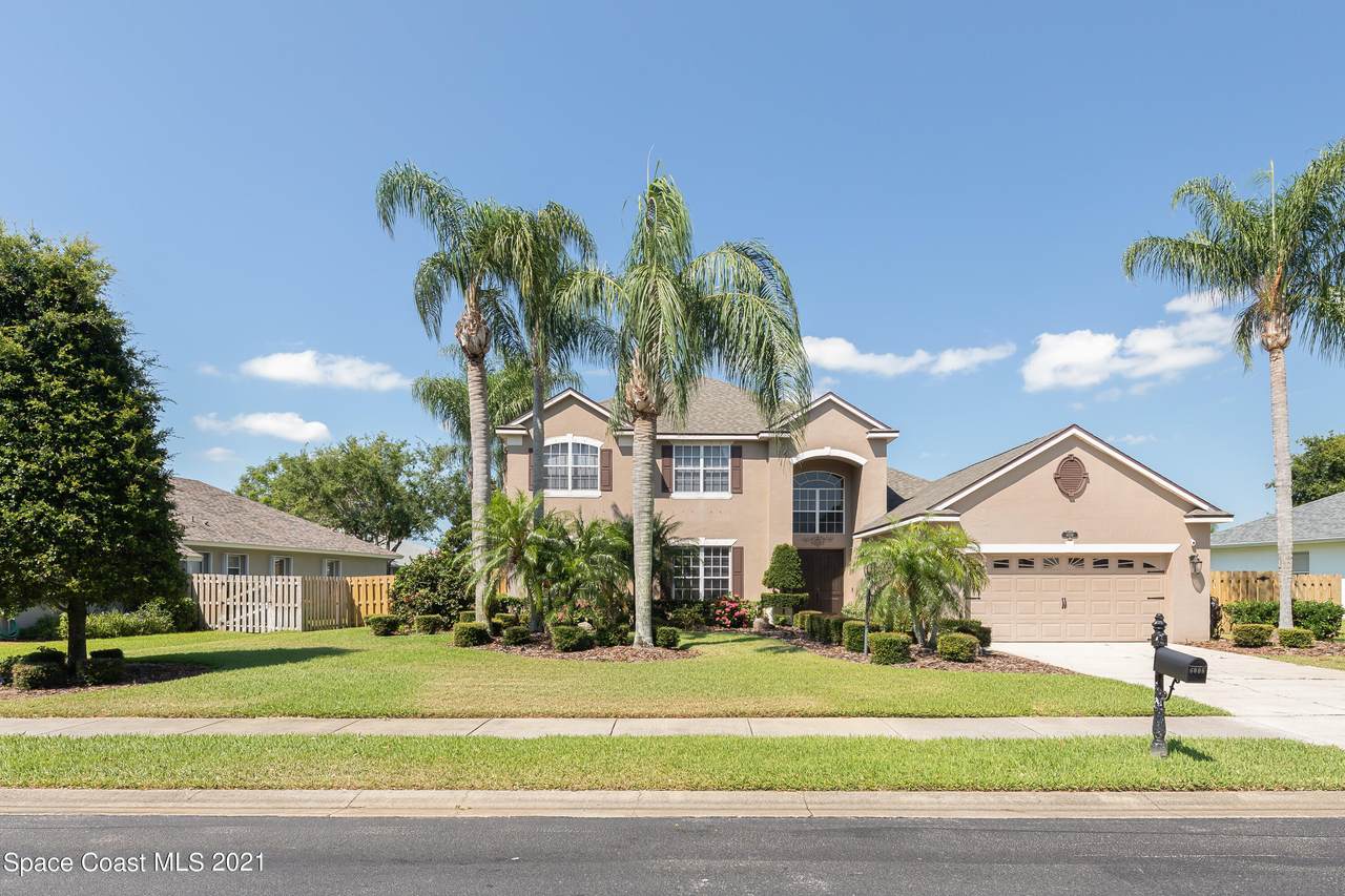 6006 Newbury Circle - Photo 1