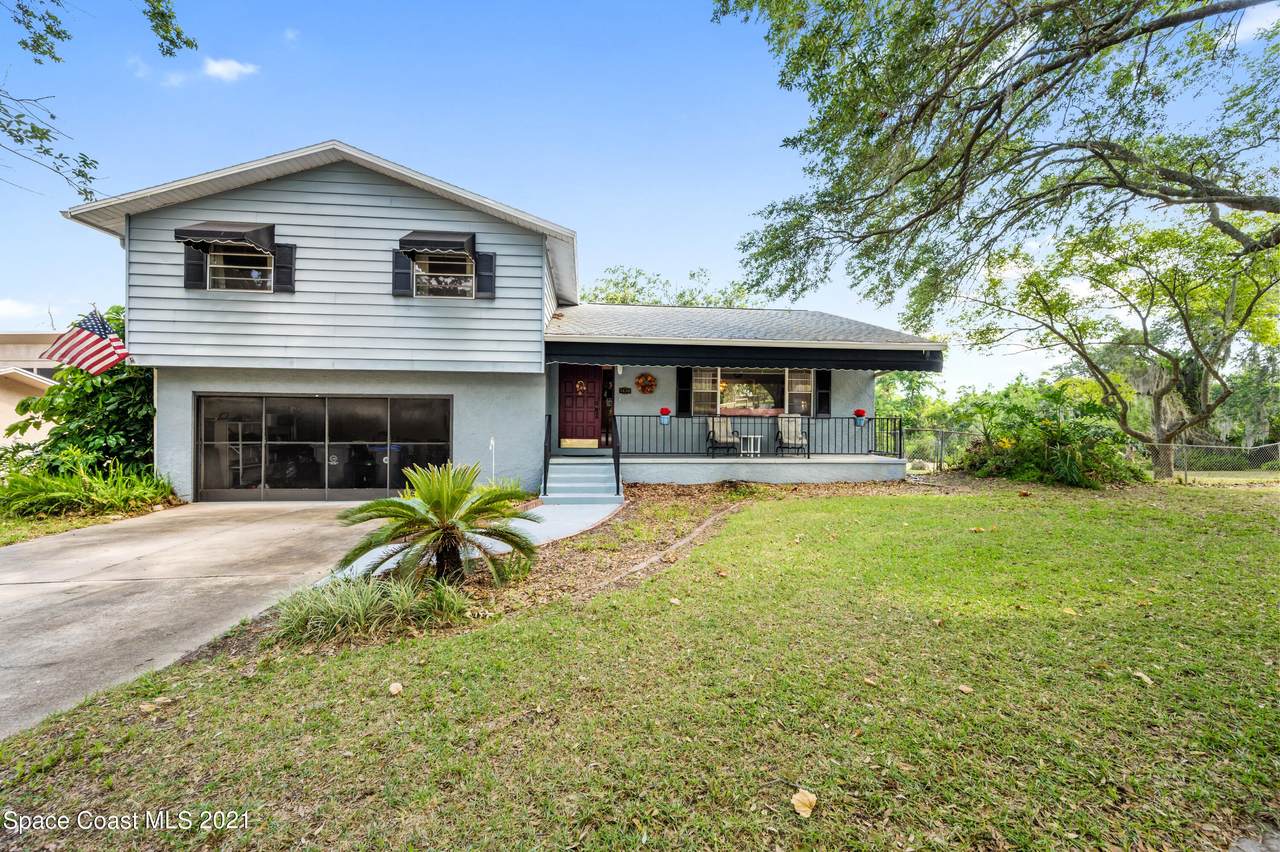 3630 Buttonwood Drive - Photo 1