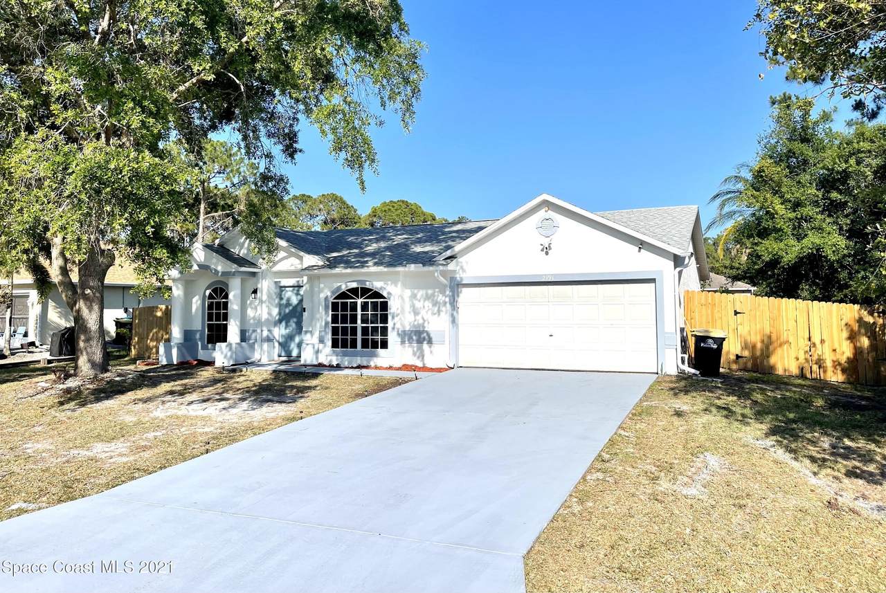 2191 Whiteside Avenue - Photo 1